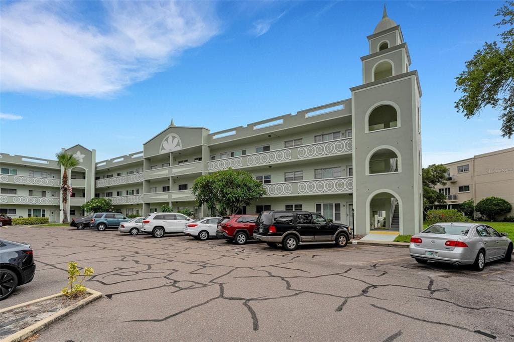 2256 PHILIPPINE DRIVE UNIT 24 CLEARWATER, FL 33763