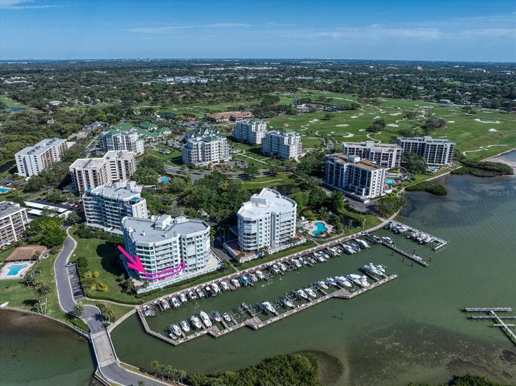 2 SEASIDE LANE UNIT 203 BELLEAIR, FL 33756