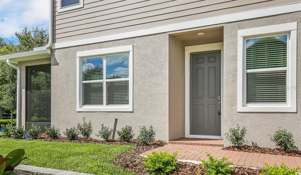 5806 SPOTTED HARRIER WAY LITHIA, FL 33547