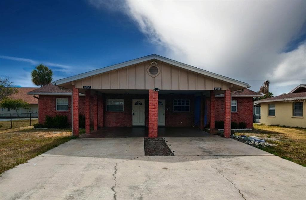 5628 23RD STREET W BRADENTON, FL 34207