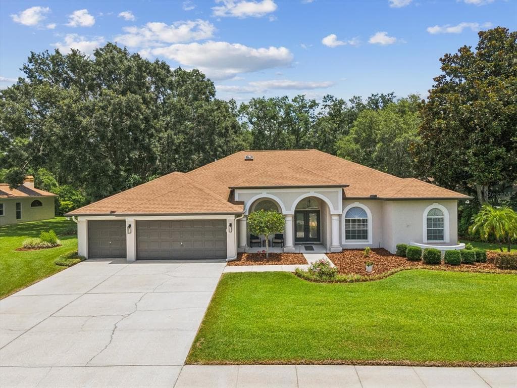 18803 MISTY SHORES LANE LUTZ, FL 33548