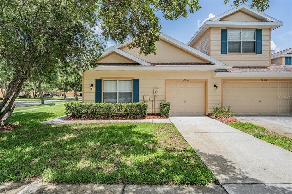 20302 NOBLE OAK PLACE TAMPA, FL 33647
