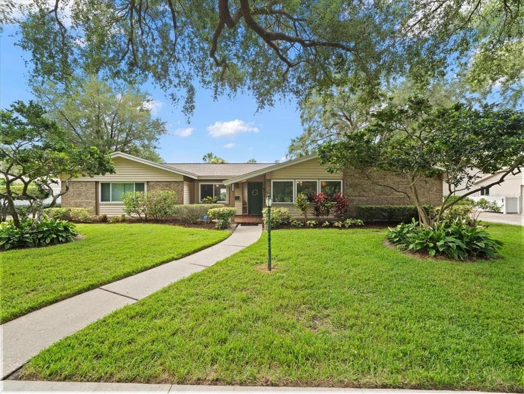 3325 SCHEFFLERA ROAD TAMPA, FL 33618