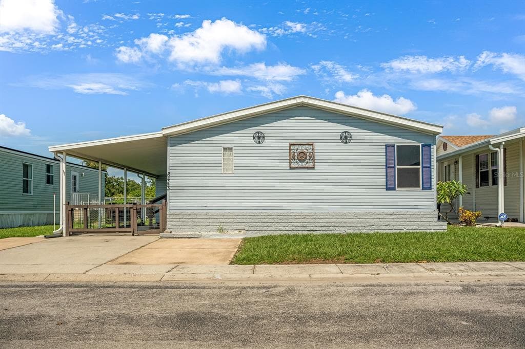 8443 FANTASIA PARK WAY RIVERVIEW, FL 33578