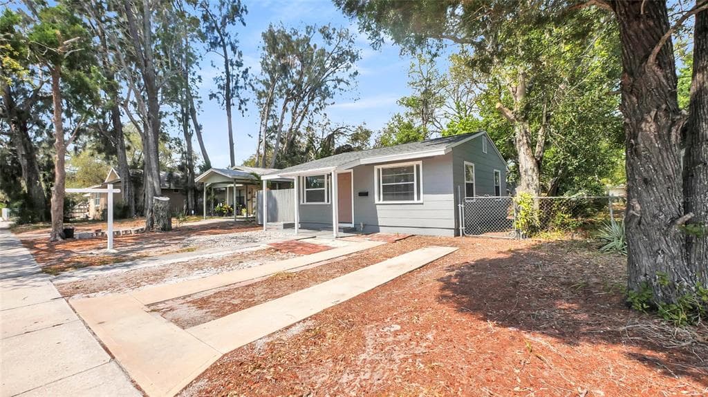 1711 45TH STREET S ST PETERSBURG, FL 33711