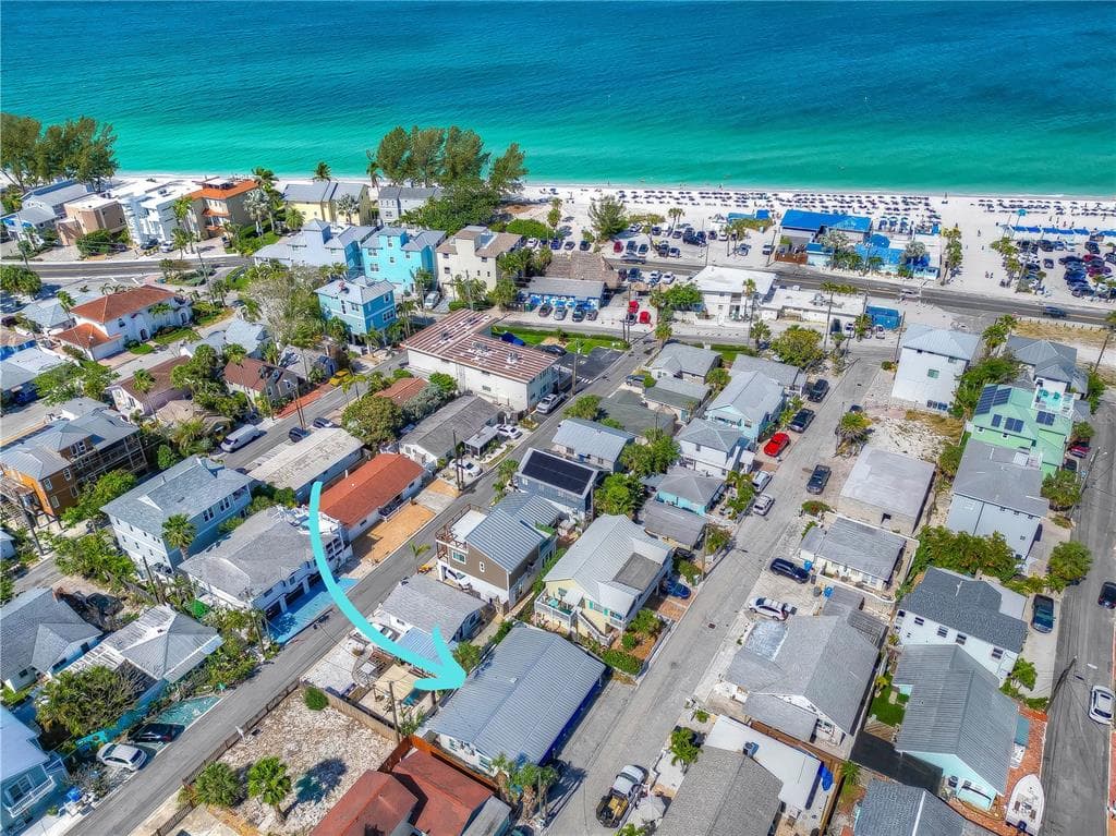 135 90TH AVENUE UNIT 2 TREASURE ISLAND, FL 33706