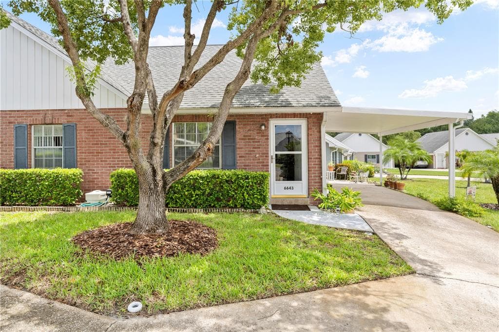 6643 KELSEY LANE UNIT 4B NEW PORT RICHEY, FL 34653