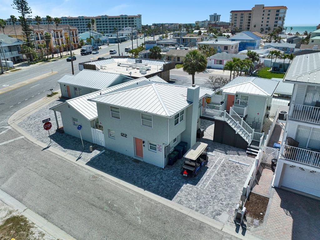 122 CORAL AVENUE REDINGTON SHORES, FL 33708