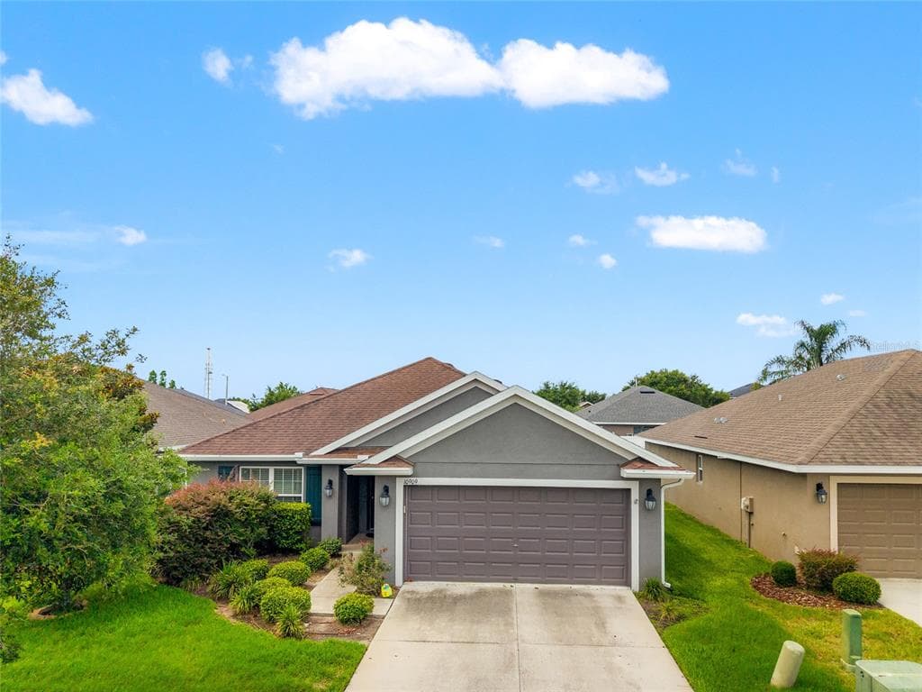 10909 KIRKWALL PORT DRIVE WIMAUMA, FL 33598