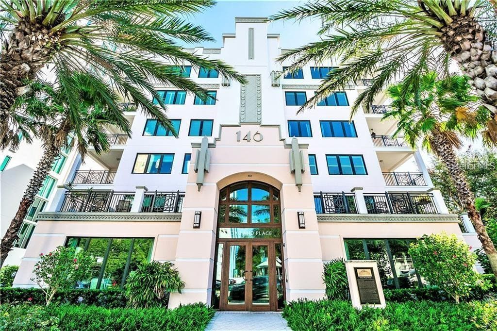 146 4TH AVENUE NE UNIT 403 ST PETERSBURG, FL 33701