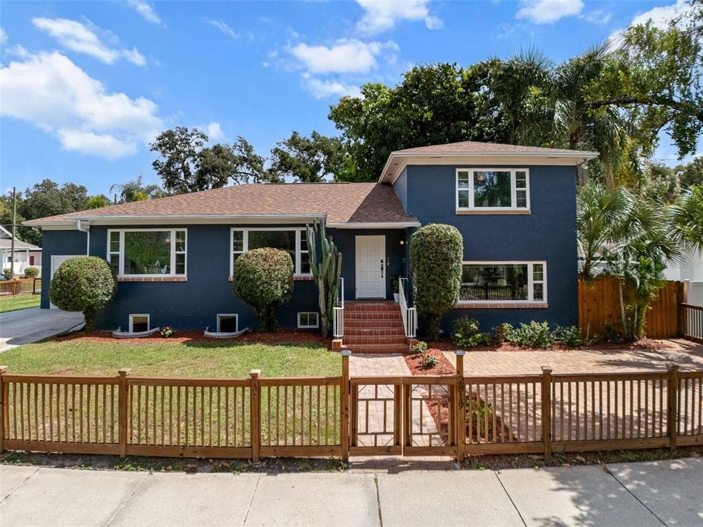 2819 N CENTRAL AVENUE TAMPA, FL 33602