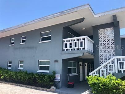 11955 3RD STREET E UNIT 4 TREASURE ISLAND, FL 33706