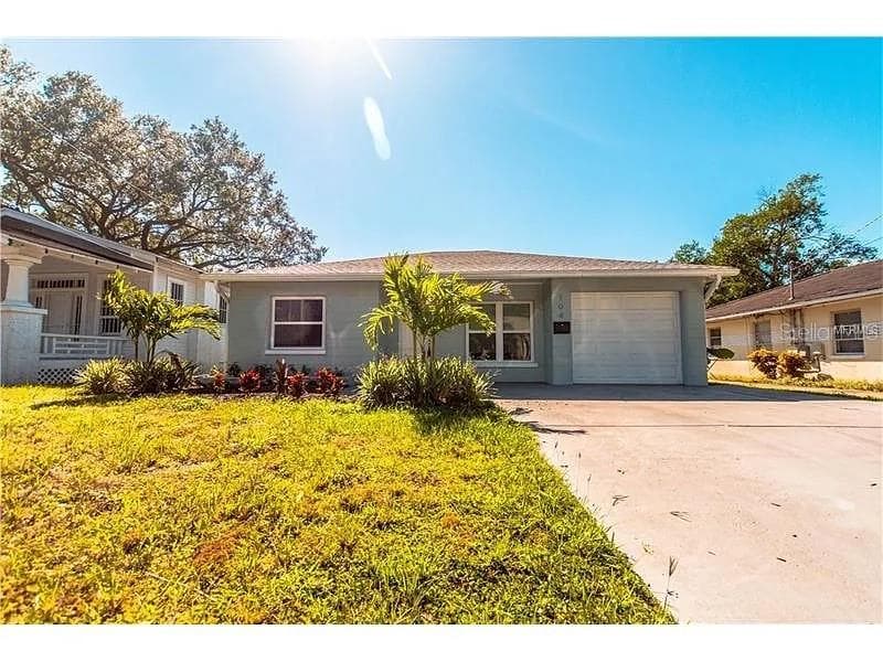 104 W OSBORNE AVENUE TAMPA, FL 33603