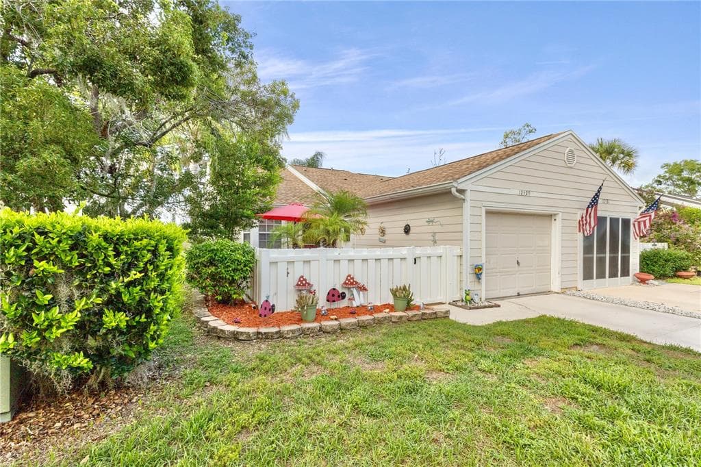 12529 KNOLLBROOK LANE HUDSON, FL 34669