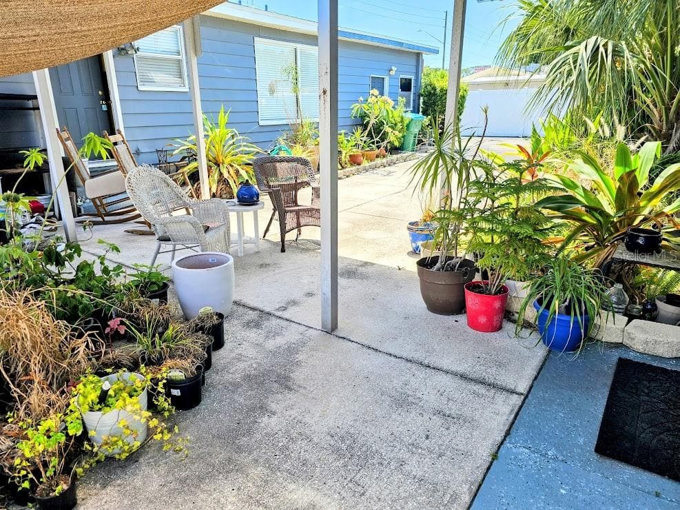 10807 ULMERTON ROAD UNIT B LARGO, FL 33778