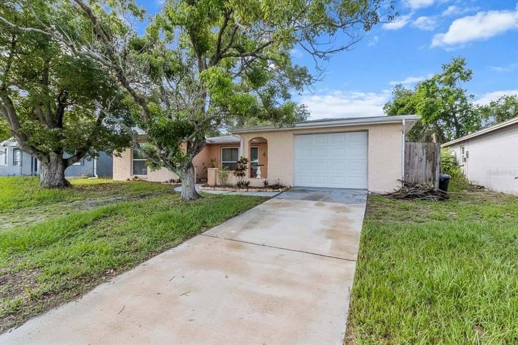7040 FOX HOLLOW DRIVE