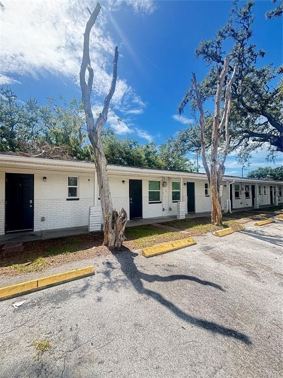 707 ROSERY ROAD NW UNIT 2 LARGO, FL 33770