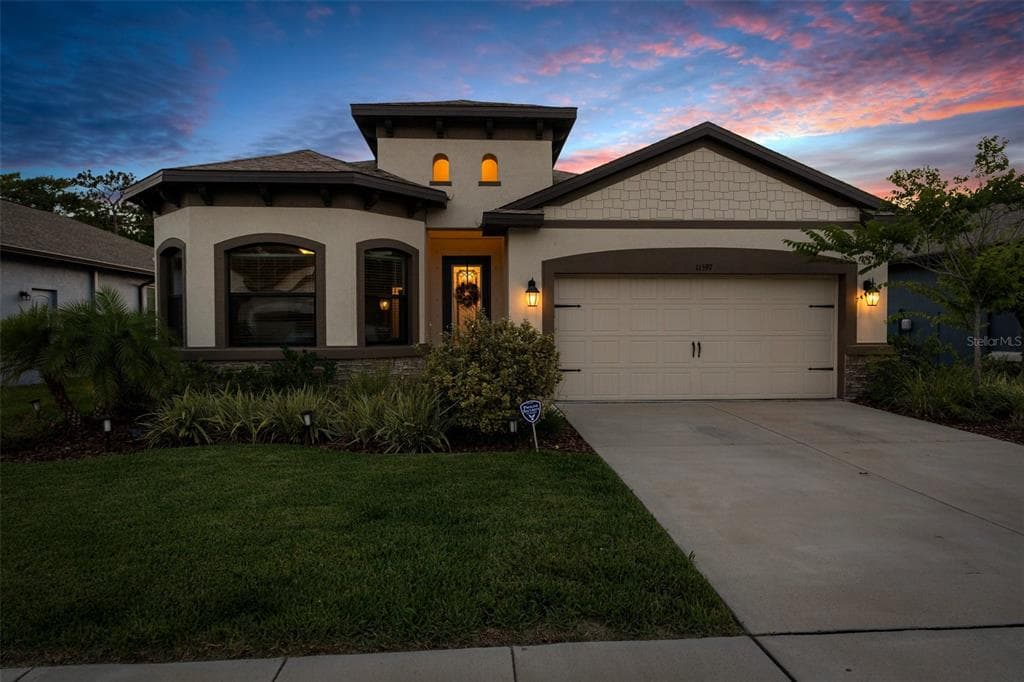 11597 WEAVER HOLLOW ROAD NEW PORT RICHEY, FL 34654