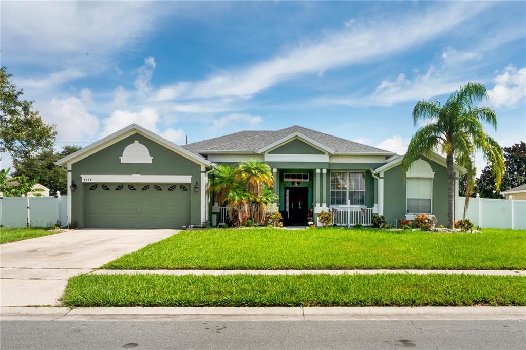 4834 LAKES EDGE LANE KISSIMMEE, FL 34744