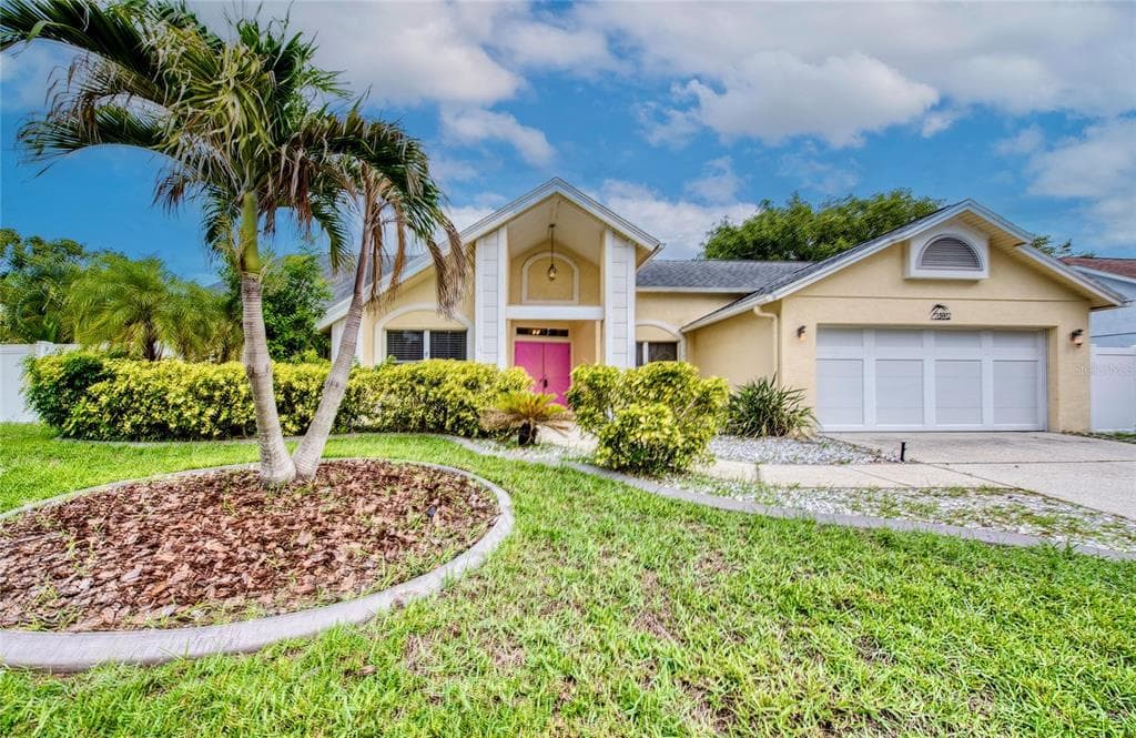 1592 CUMBERLAND COURT E PALM HARBOR, FL 34683