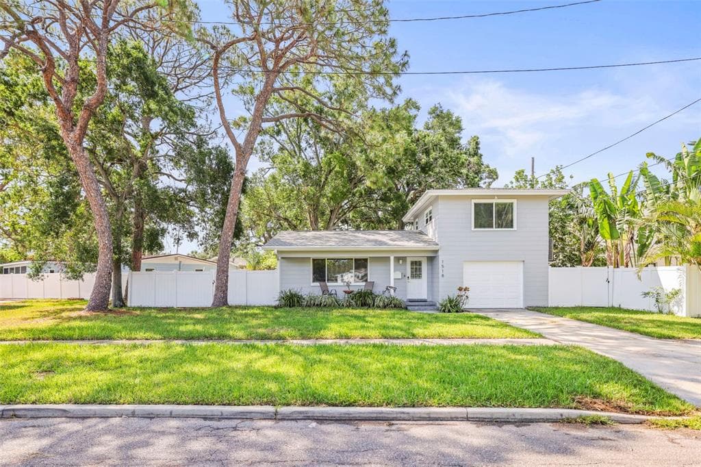 1518 CHEYENNE STREET NE ST PETERSBURG, FL 33703