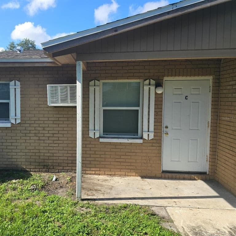 1306 E 137TH AVENUE UNIT C TAMPA, FL 33613