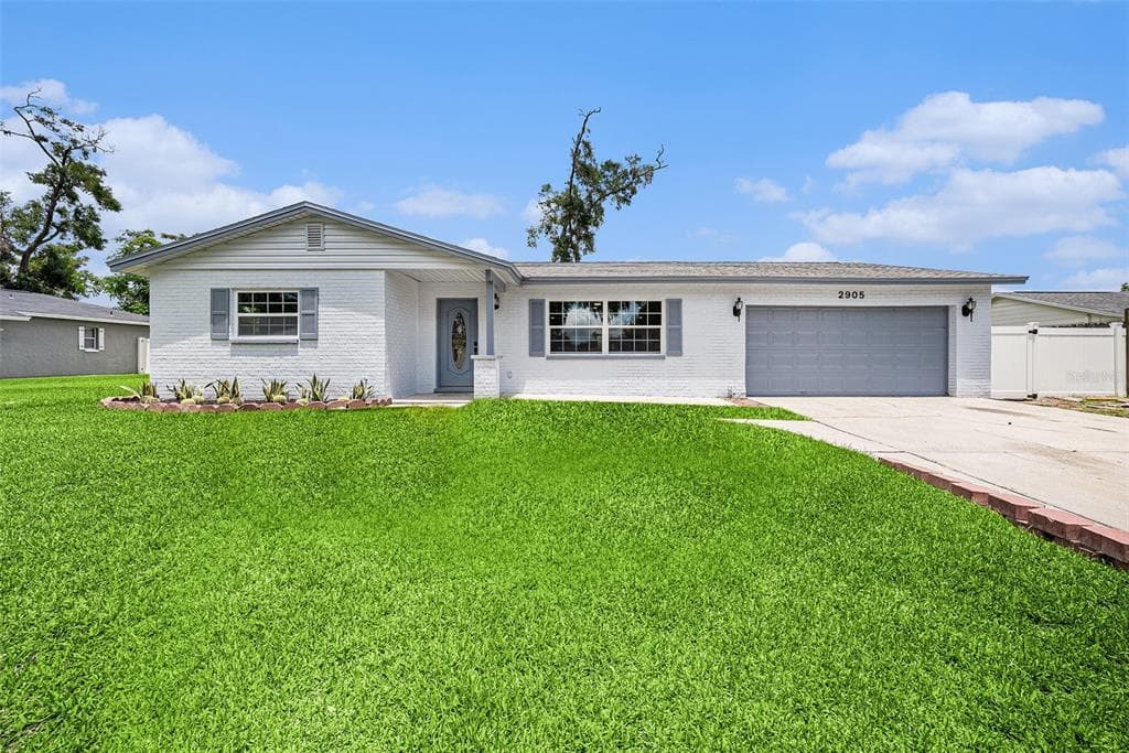 2905 FOREST CIRCLE SEFFNER, FL 33584