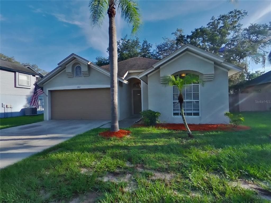 2312 MILLCREEK COURT VALRICO, FL 33596