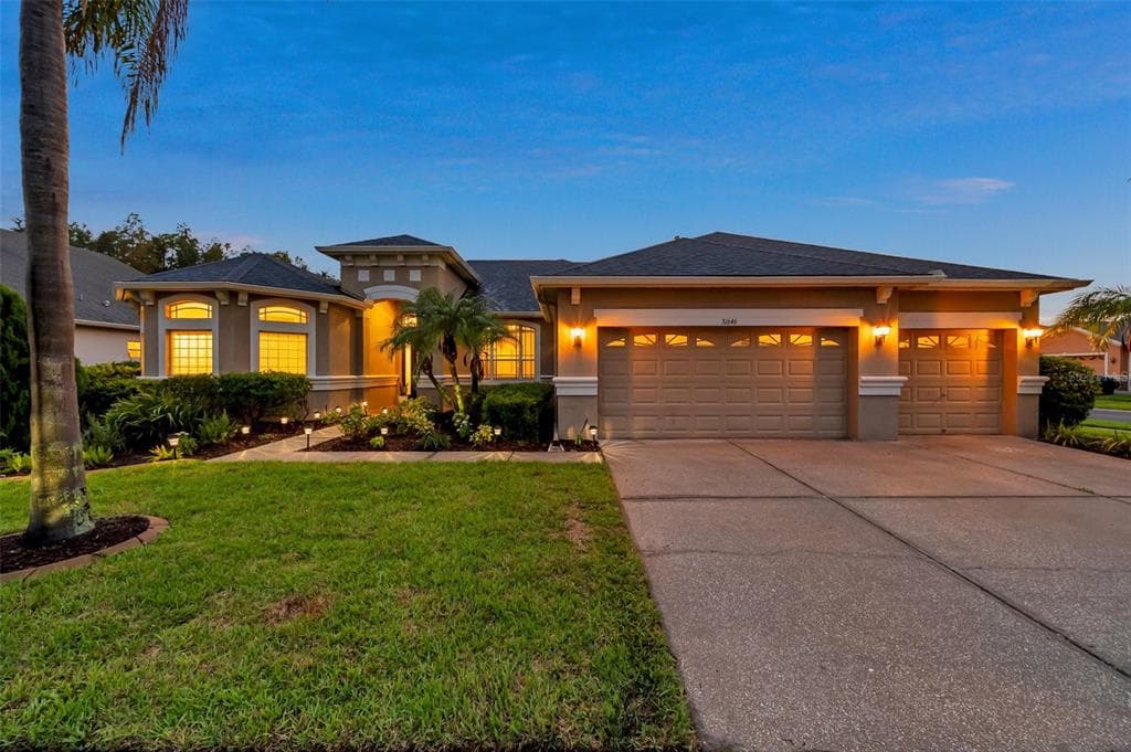 31646 BAYMONT LOOP WESLEY CHAPEL, FL 33543