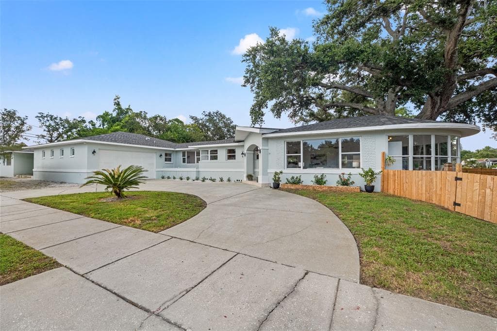 1026 64TH STREET S GULFPORT, FL 33707