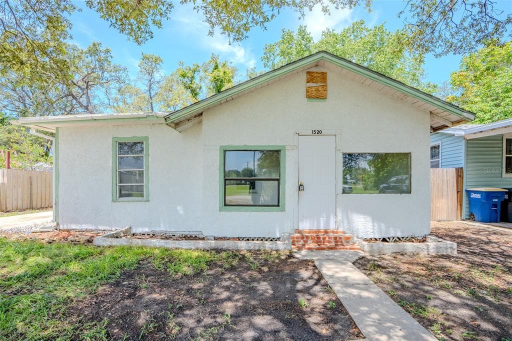 1520 S MICHIGAN AVENUE CLEARWATER, FL 33756