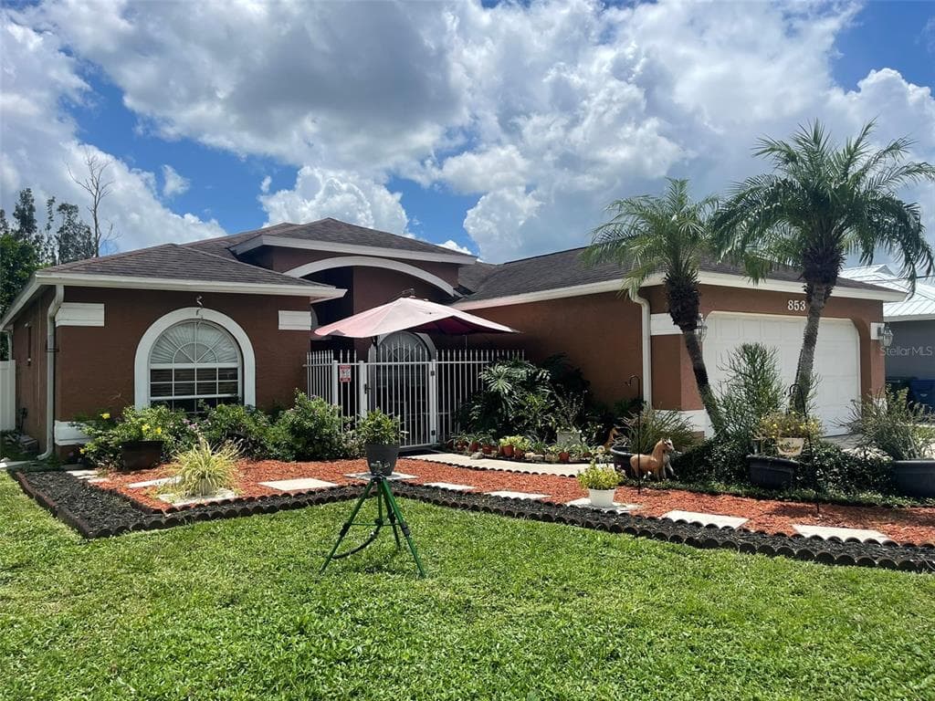 853 ALBRITTON AVENUE SARASOTA, FL 34232