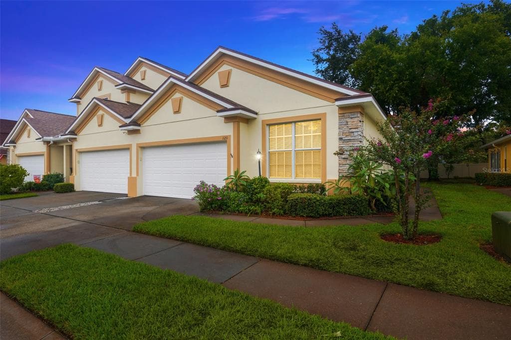 1120 GEORGIA TRACE AVENUE VALRICO, FL 33596