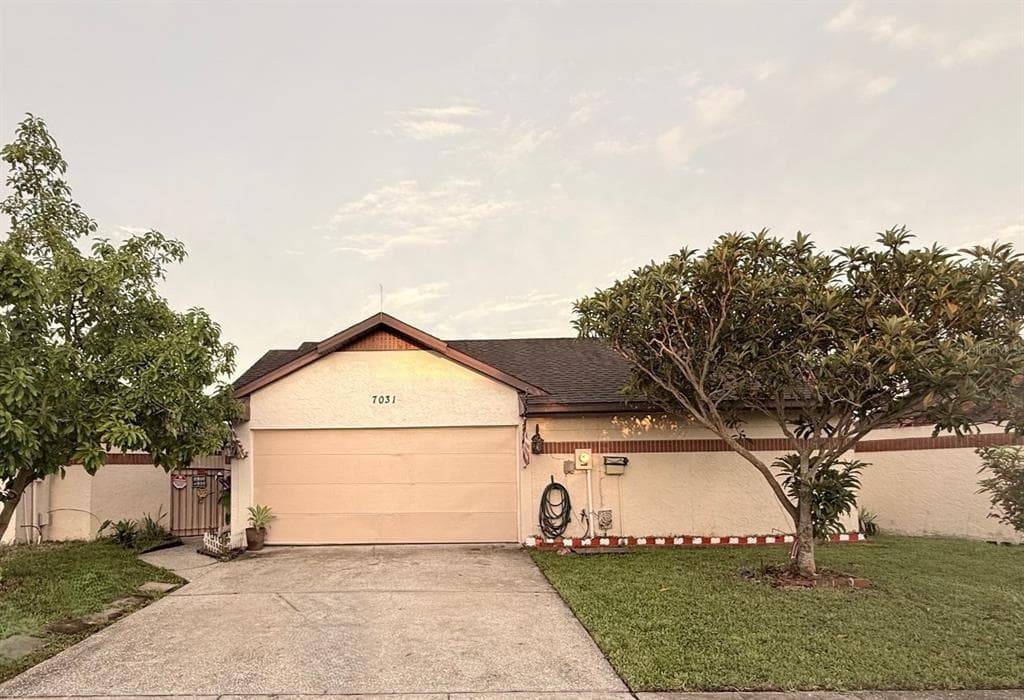 7031 DRURY STREET TAMPA, FL 33635