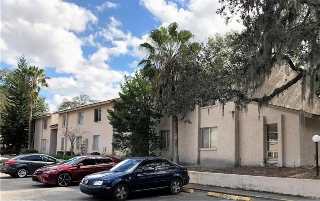 5502 POKEWEED COURT UNIT 157 TAMPA, FL 33617