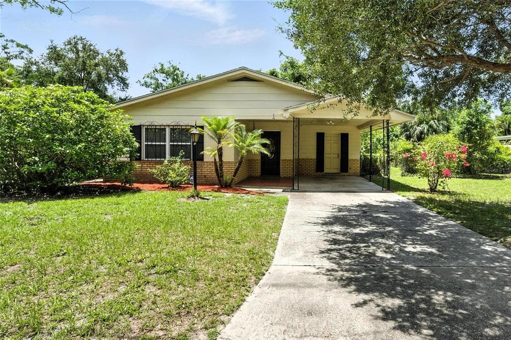 1116 W KIRBY STREET TAMPA, FL 33604
