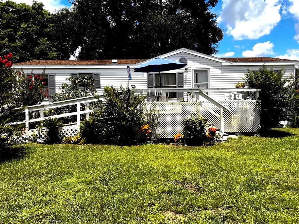 4904 GARDEN STREET ZEPHYRHILLS, FL 33541