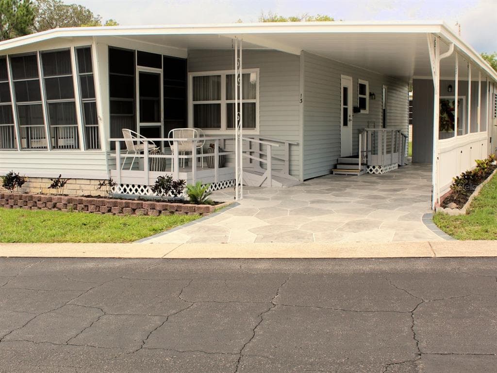 13 FRANGIPANI CIRCLE LARGO, FL 33770