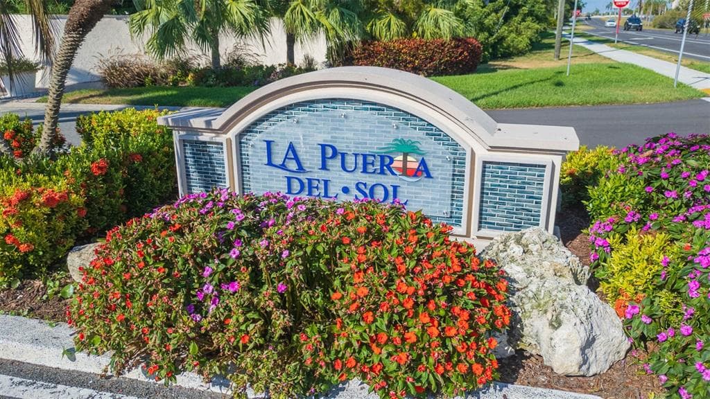 5633 PUERTA DEL SOL BOULEVARD S UNIT 310 ST PETERSBURG, FL 33715