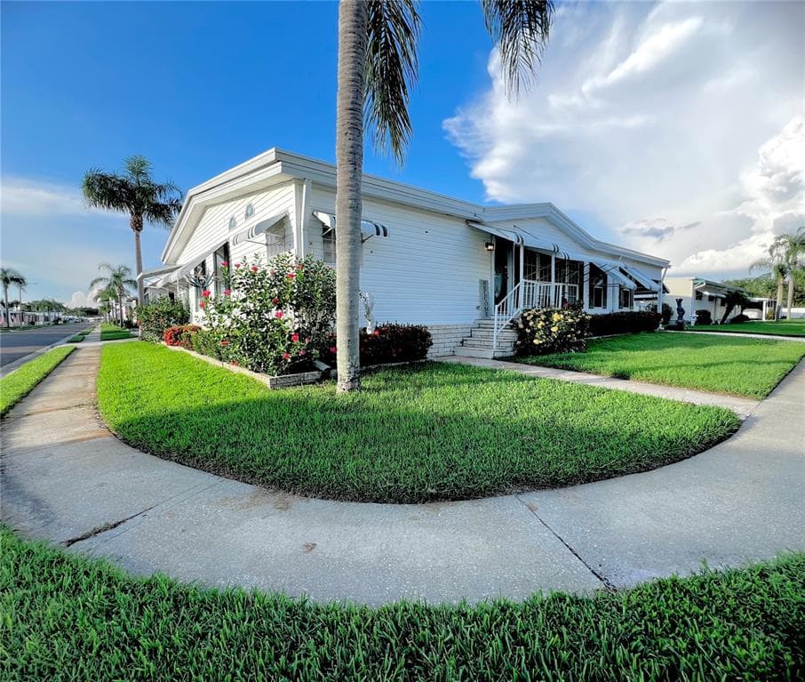 1100 BELCHER ROAD S UNIT 142 LARGO, FL 33771