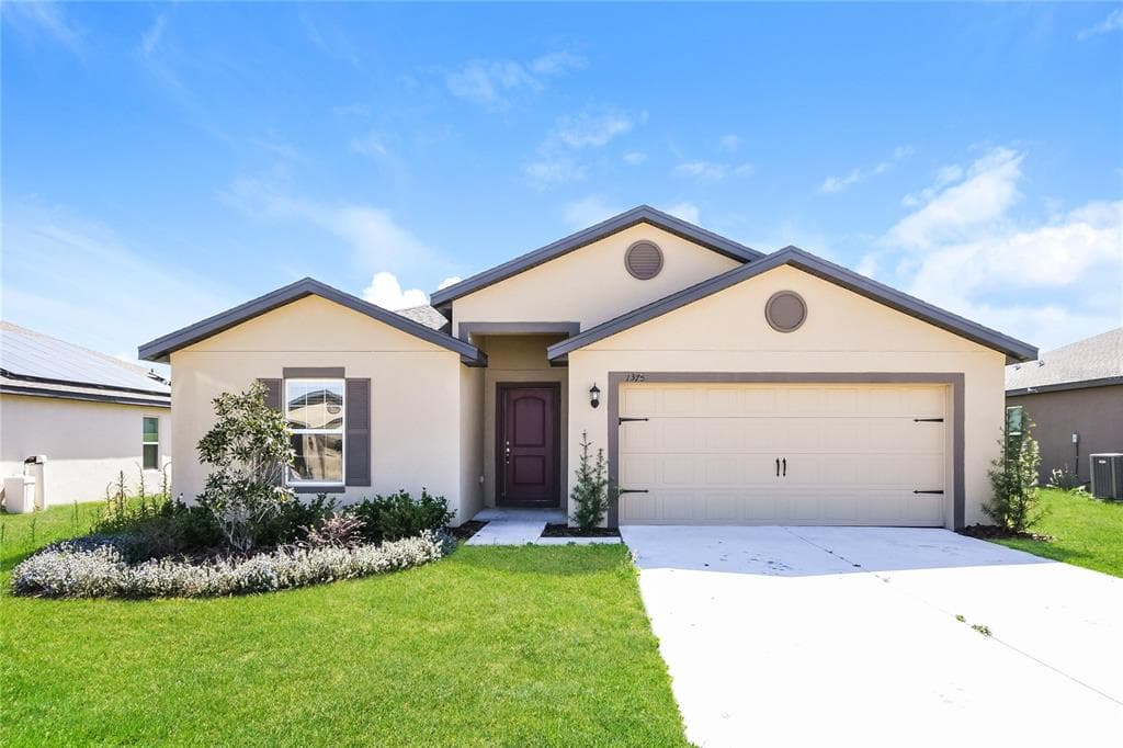 1375 SWAN LAKE CIRCLE DUNDEE, FL 33838