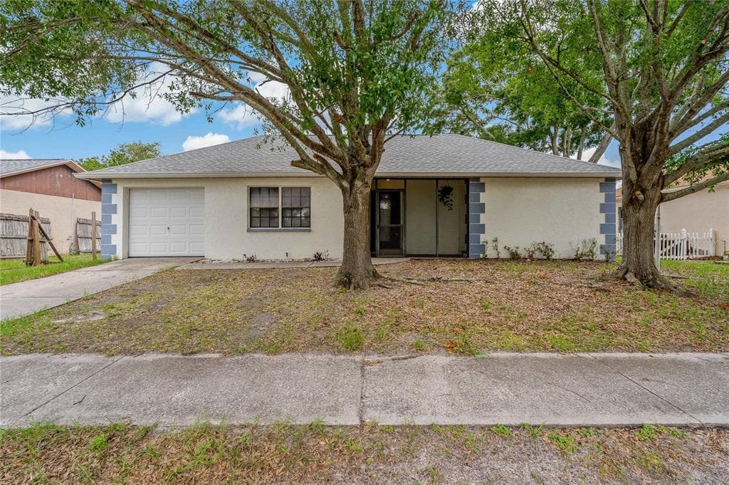 1301 MANDARIN DRIVE HOLIDAY, FL 34691