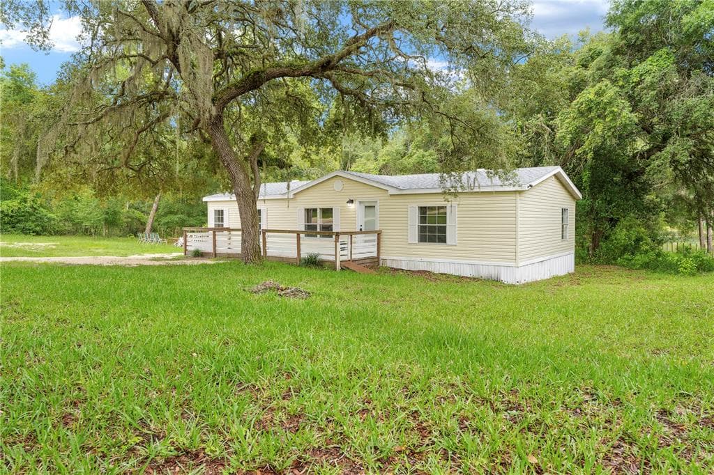 26104 WHIPPERWILL STREET BROOKSVILLE, FL 34601