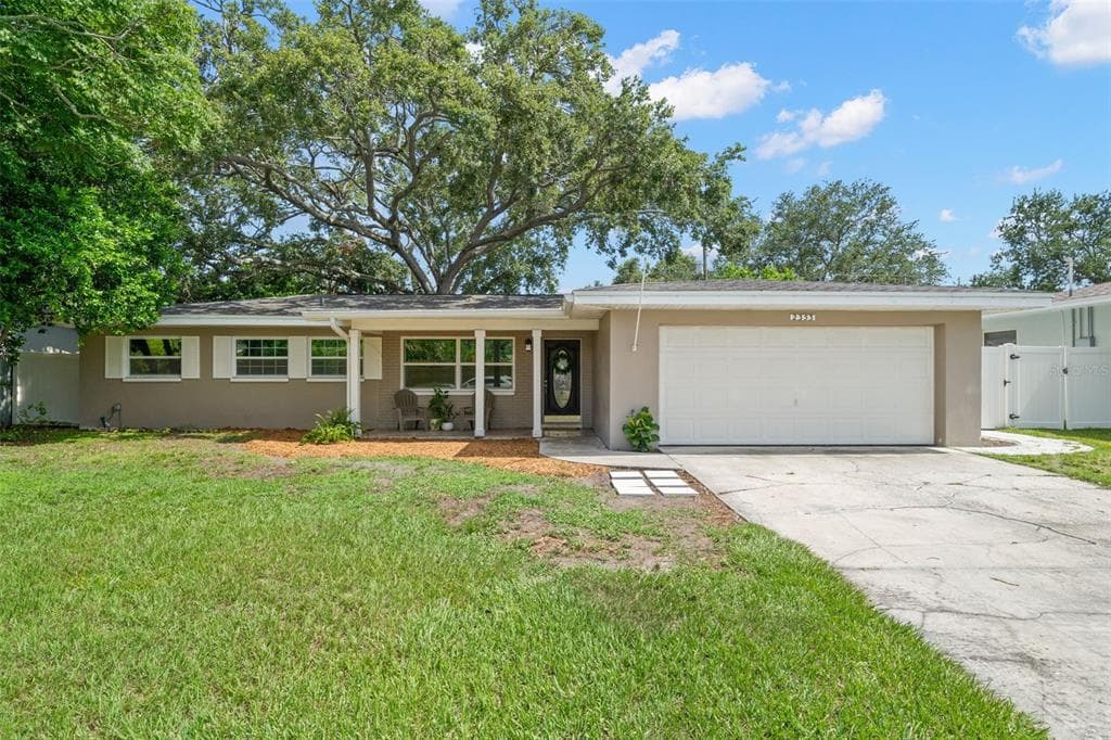 2353 EASTWOOD DRIVE CLEARWATER, FL 33765