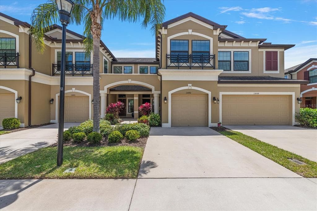 11442 CROWNED SPARROW LANE TAMPA, FL 33626