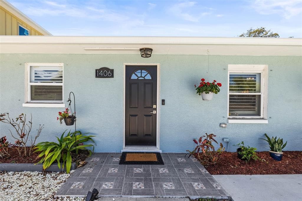 1406 NEBRASKA AVENUE PALM HARBOR, FL 34683