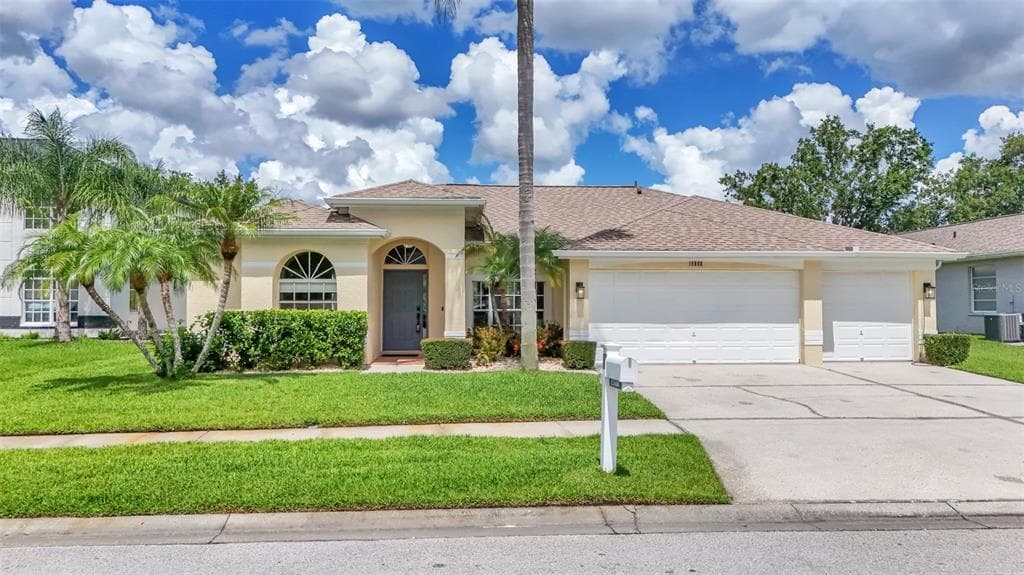 15808 MUIRFIELD DRIVE ODESSA, FL 33556