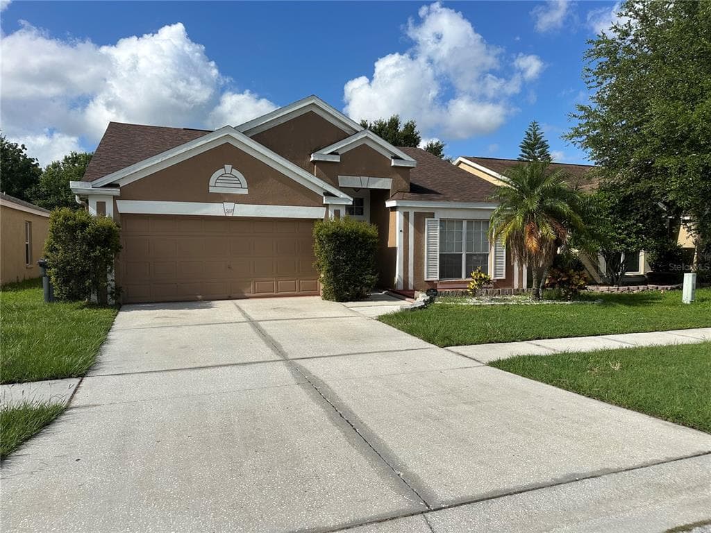 917 SUMMER BREEZE DRIVE BRANDON, FL 33511