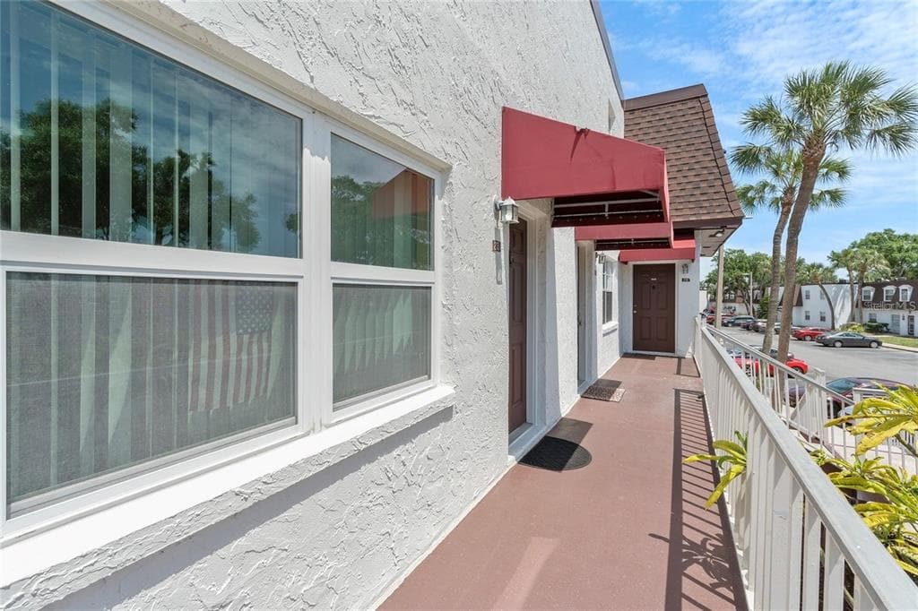 9201 TUDOR DRIVE UNIT C213 TAMPA, FL 33615