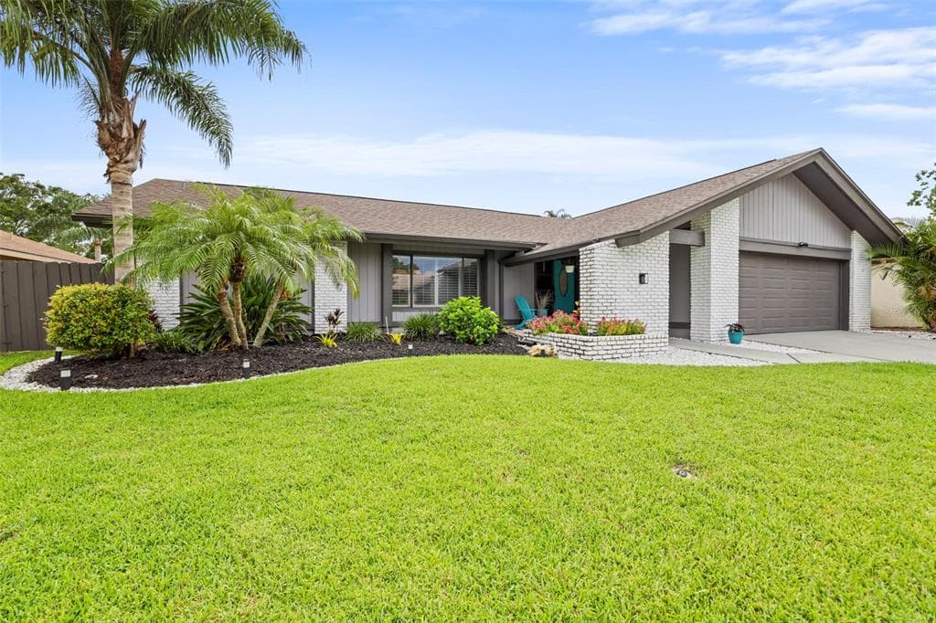 1632 RIDGE TOP WAY CLEARWATER, FL 33765